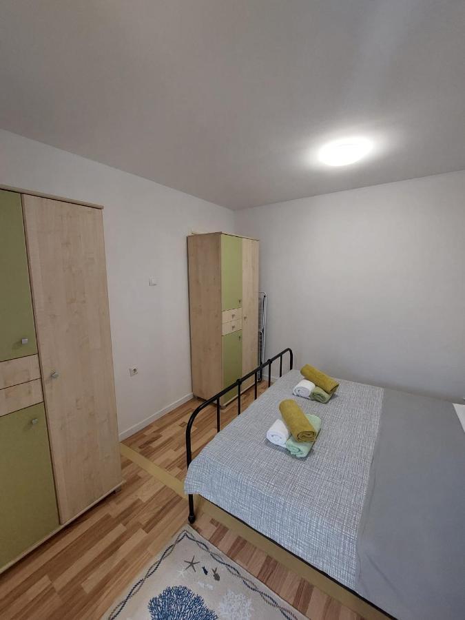 Apartman Katarina ツレス エクステリア 写真